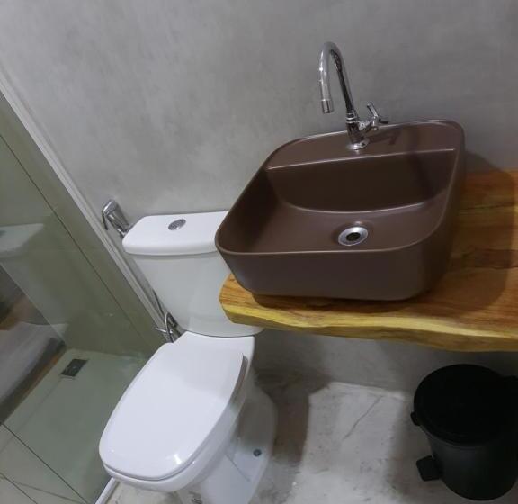 스위트 킹사이즈 침대, Pousada Canaã Icaraizinho