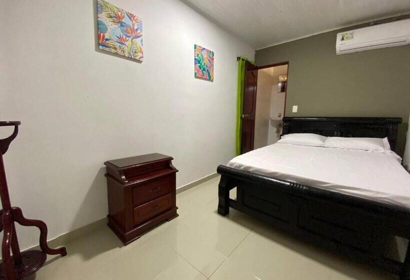 Standard Room, Posada Shalain