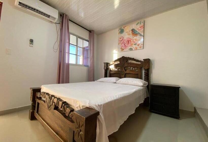 Quarto Estandar, Posada Shalain