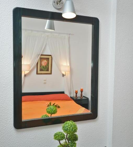 Economy Studio, Birikos Studios & Apartments