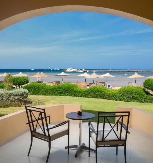 سوییت جونیور با چشم‌انداز دریا, Cleopatra Luxury Resort Makadi Bay