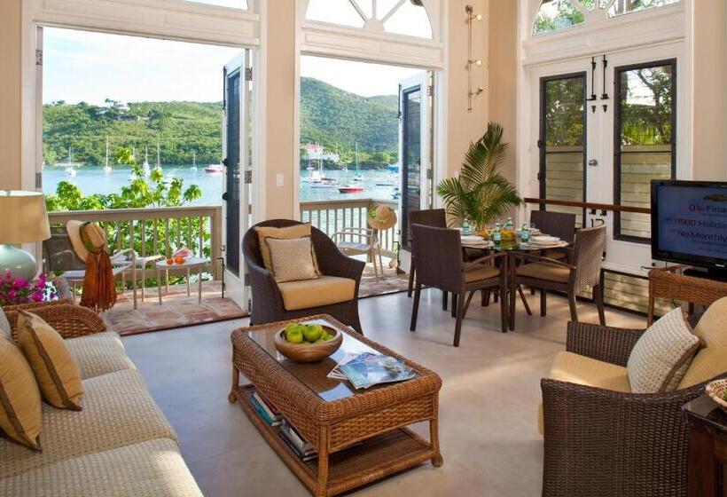 سوئیت با چشم‌انداز, Gallows Point Resort