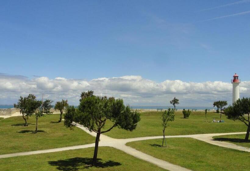 اتاق استاندارد با چشم‌انداز دریا, Le Clos Du Galion   Ile De Ré