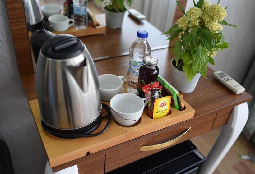 スタンダード４人部屋, Istanbul Sirkeci