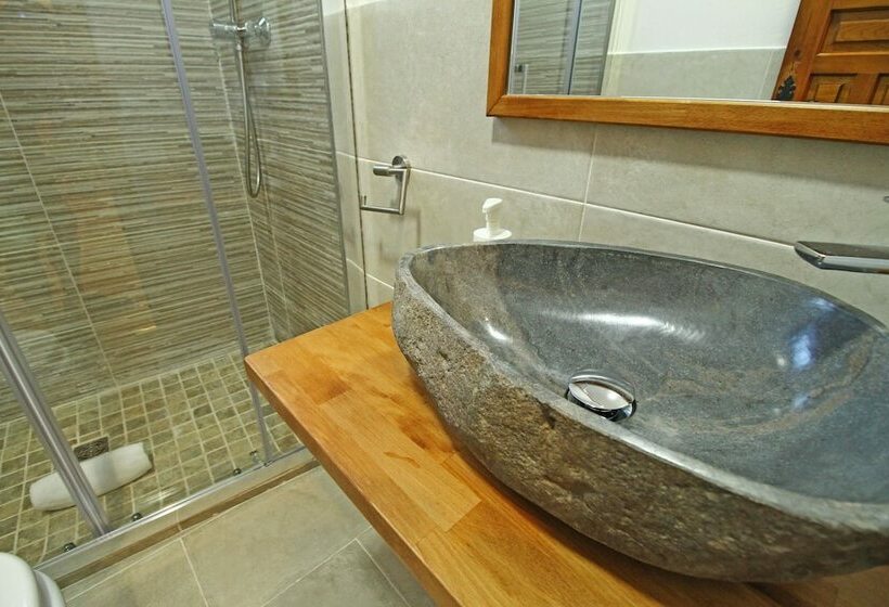 Апартаменты Comfort 2 Спальни, Apartamentos Mont Romies Plaza