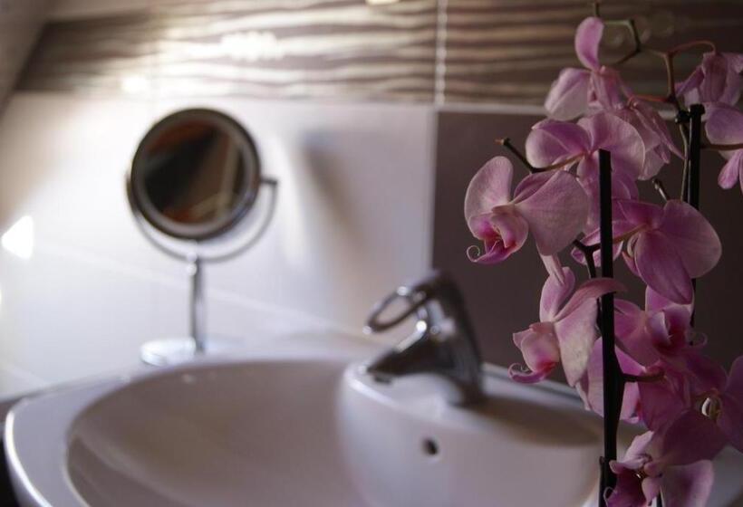 Quarto Familiar, B&b Le Sourire Du Lac