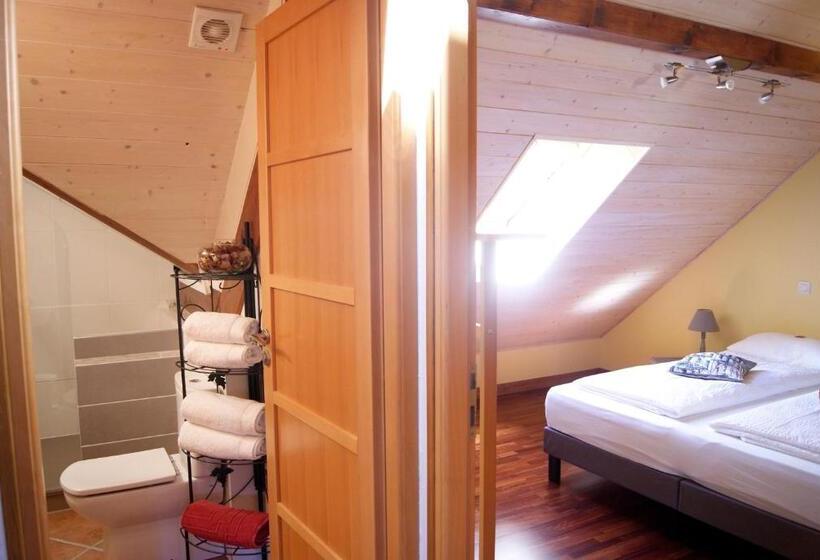 Quarto Standard Banheira Exterior, B&b Le Sourire Du Lac