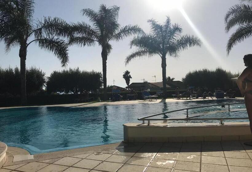 １ベッドルームペントハウスアパート, Delta Club Residence