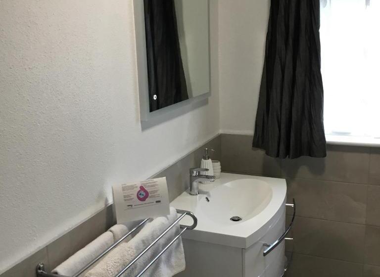 اتاق استاندارد, La Mirage B&b