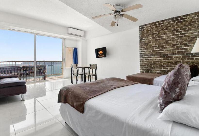 استودیوی استاندارد با چشم‌انداز دریا, Suites Torres Gemelas Vip