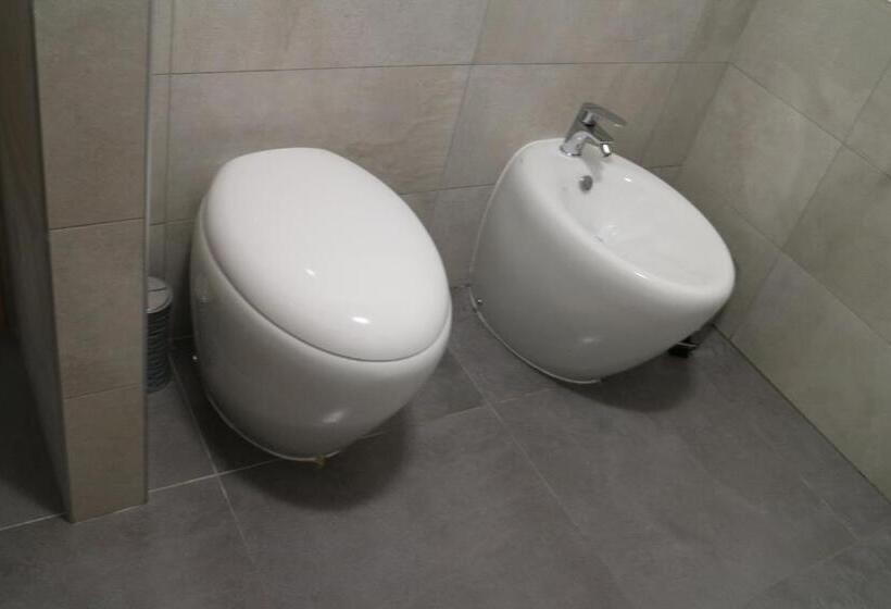 اتاق لوکس چهار تخته, Sweet Suite Margherita B&b
