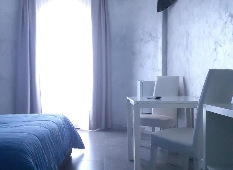 اتاق لوکس چهار تخته, Sweet Suite Margherita B&b