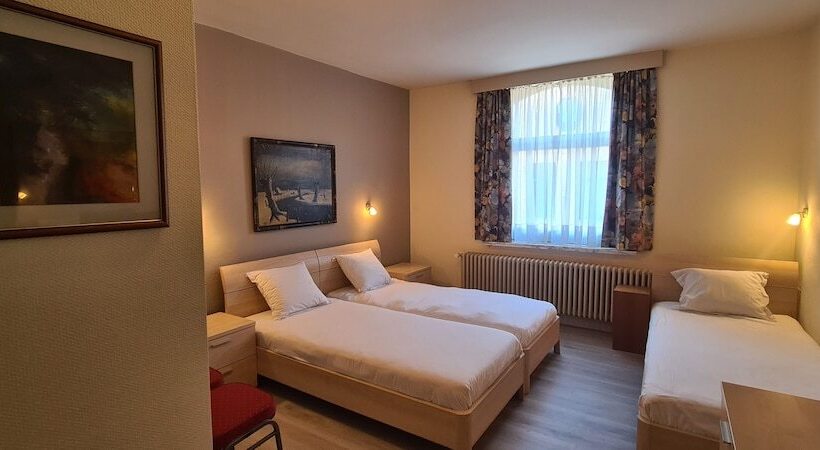 Номер Стандарт Трехместный, Alliance Hotel Ieper Centrum
