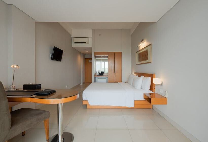 Номер Executive, The Capital Hotel Surabaya
