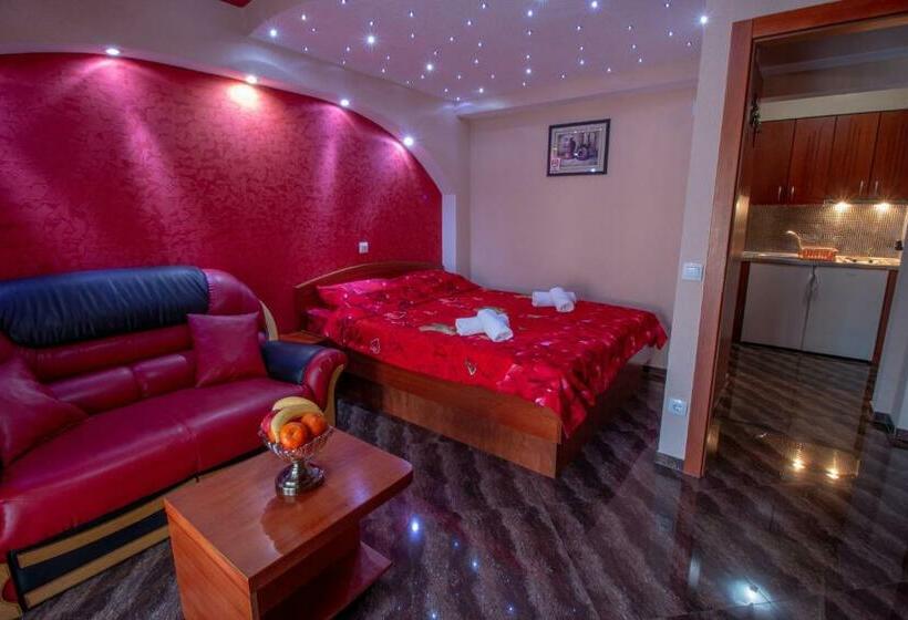 اتاق استاندارد با بالکن, Villa Dislievski