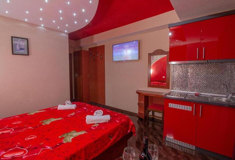 اتاق استاندارد با بالکن, Villa Dislievski