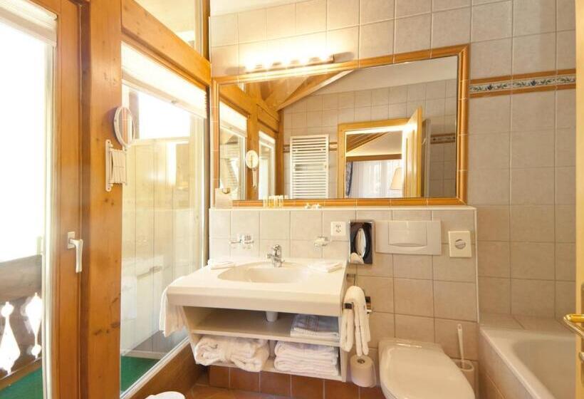 سوییت جونیور, Waldpark Hotel Garni