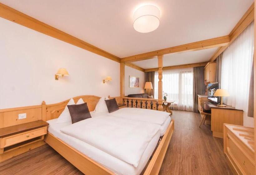 سوییت جونیور, Waldpark Hotel Garni