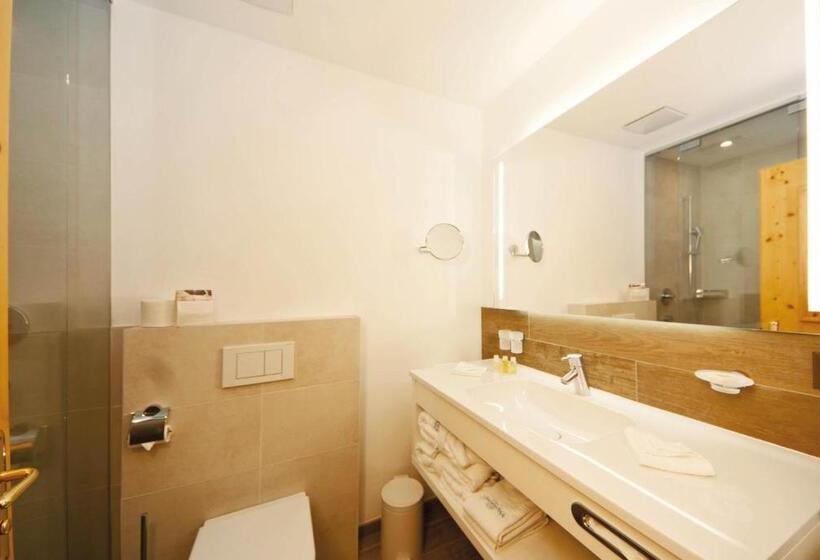 آپارتمان لوکس 1 خوابه, Waldpark Hotel Garni
