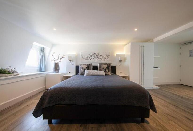 Номен Superior с Гидромассажем, Boutique Hotel Scheepers