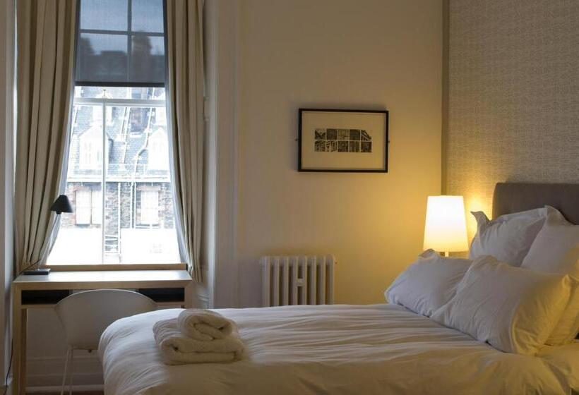 اتاق استاندارد سه نفره, Grasshoppers Hotel Glasgow