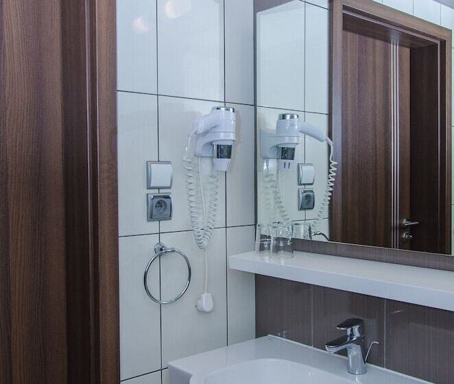 اتاق راحتی یک تخته, Artus  Old Town