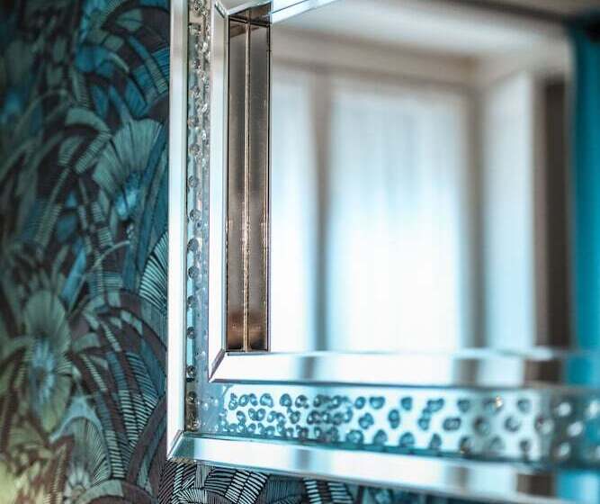 اتاق استاندارد, Hôtel De La T.a