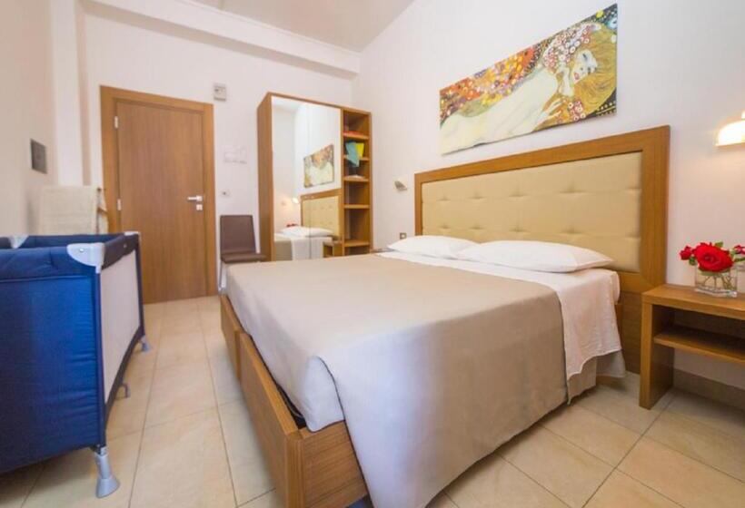 חדר קומפורט עם נוף לים, Mediterraneo Hotel & Suites