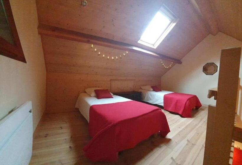 Четырехместный Номер Стандарт, Auverg Nature Chambre Auvergnate