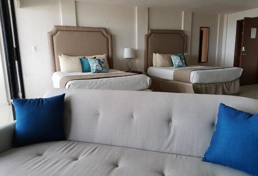 استودیو استاندارد با تراس, Condominios San Carlos