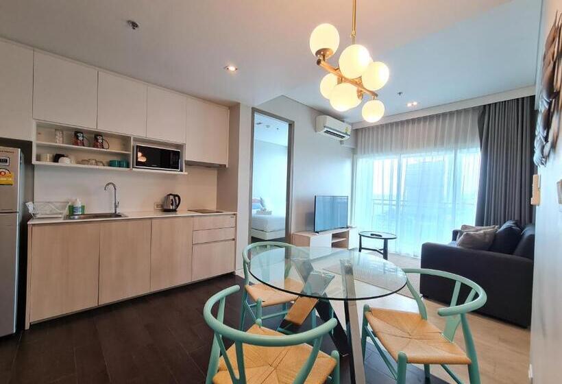 اتاق خانوادگی با چشم‌انداز جانبی دریا, Veranda Residence Pattaya By Sea