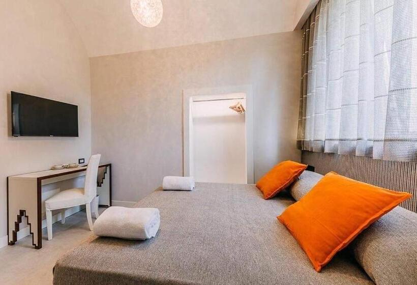 اتاق اکونومی, Maera B&b Ravello