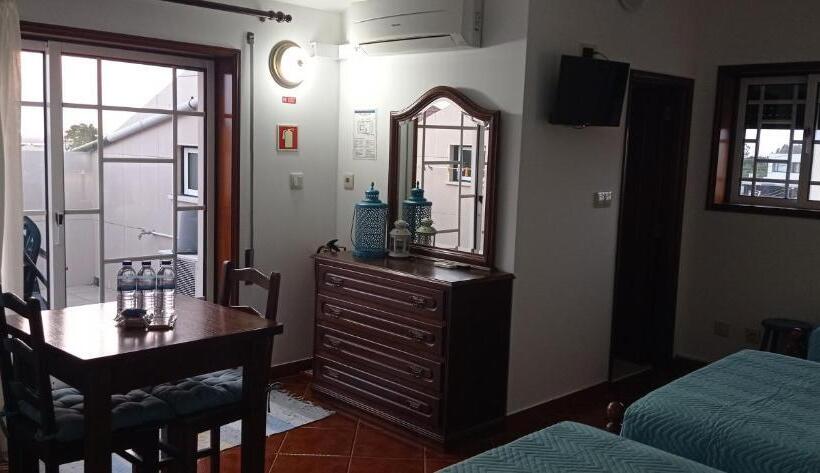 اتاق استاندارد سه نفره, A Casa Da Ti Laura   Al
