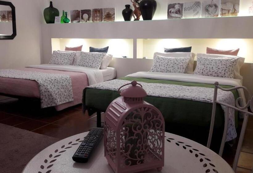 اتاق خانوادگی, A Casa Da Ti Laura   Al