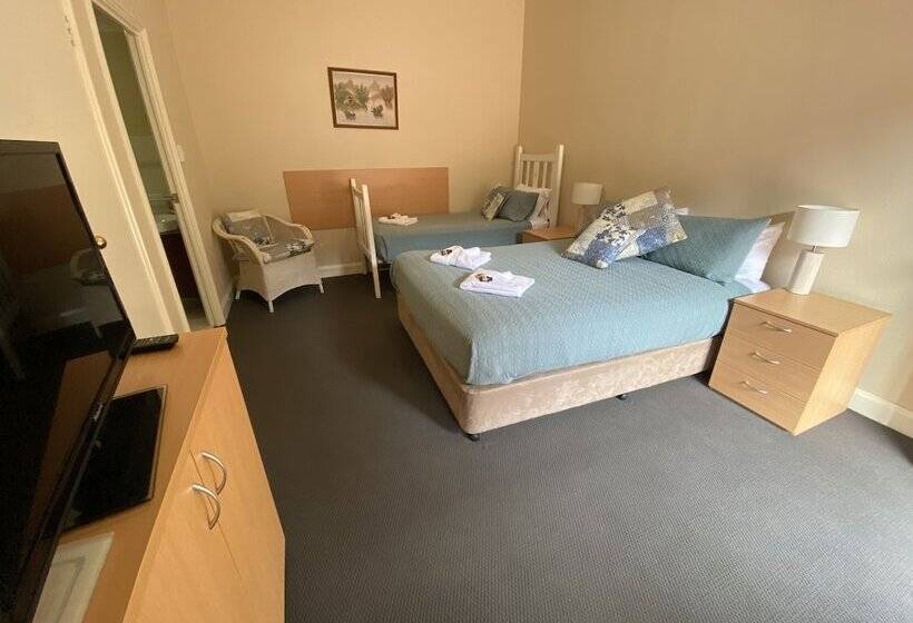 Номер Стандарт Трехместный, Settlers House York