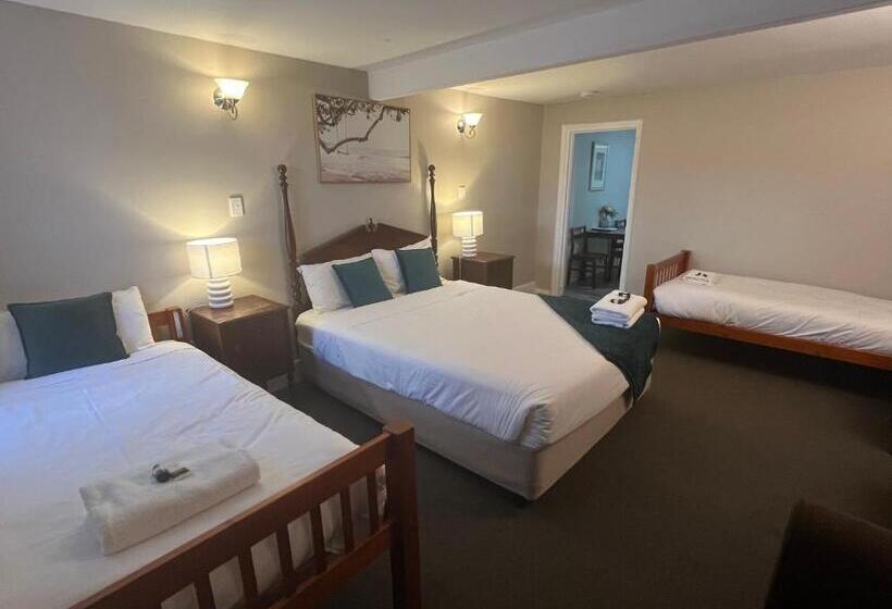 Family Suite, Settlers House York