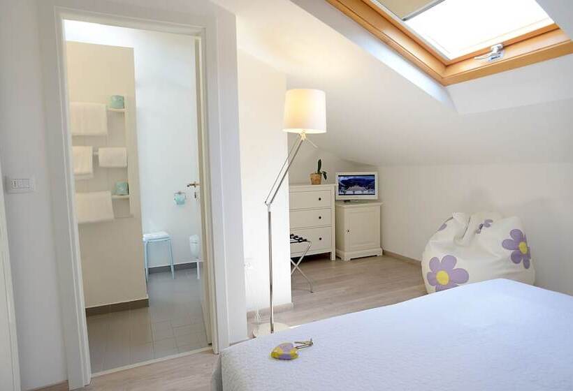 Quarto Ático, Maree