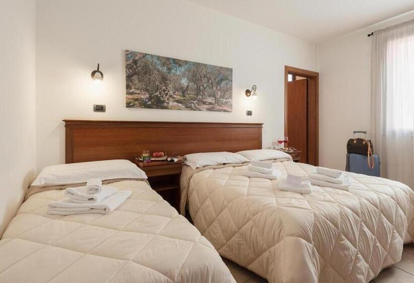 Номер Стандарт Трехместный, Relais Casina Copini