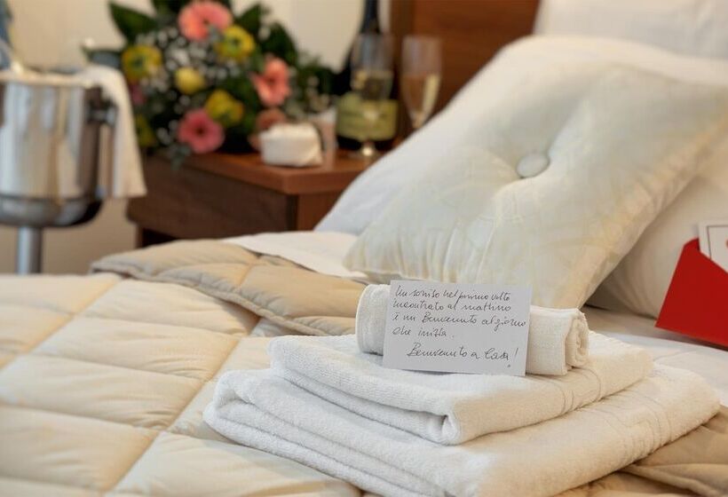 Полулюкс Одноместный с Террасой, Relais Casina Copini