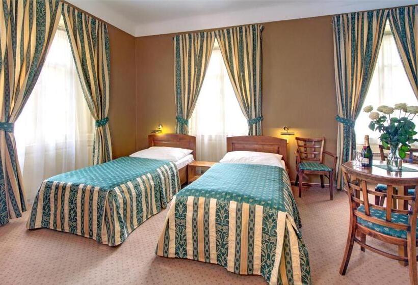 Quarto Estandar, U Schnellu