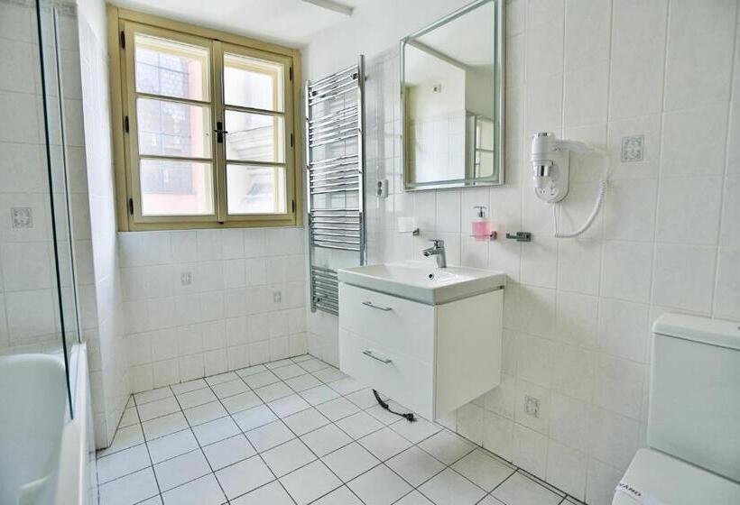 Quarto Economy, U Schnellu
