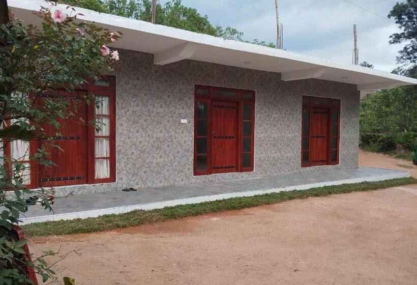 اتاق راحتی سه تخته, Whynot Guesthouse Ella