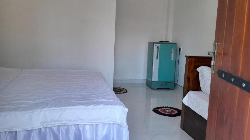 اتاق راحتی سه تخته, Whynot Guesthouse Ella
