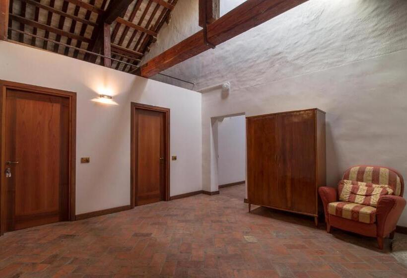 Трежместный Номер Economy, Casa A Colori Venezia