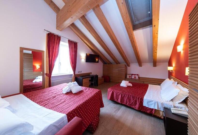 Номер Стандарт Трехместный, Albergo Cavallino Bianco