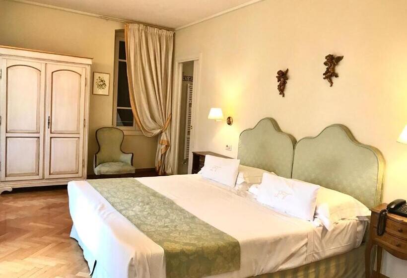 Полулюкс Повышенной Комфортности, La Vittoria Boutique
