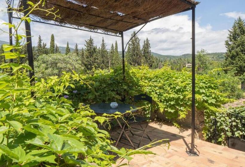 Comfort room with terrace, Restaurant Le Moulin De La Camandoule