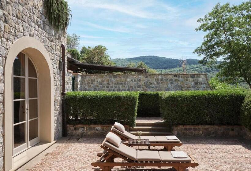 Люкс с Террасой, Rosewood Castiglion Del Bosco