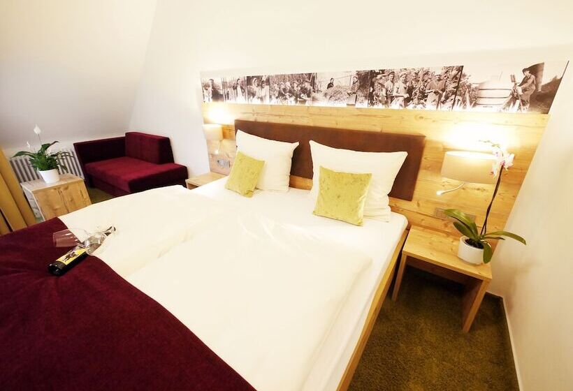 Номер Премиум, Kreuz Post Hotel Restaurant Spa
