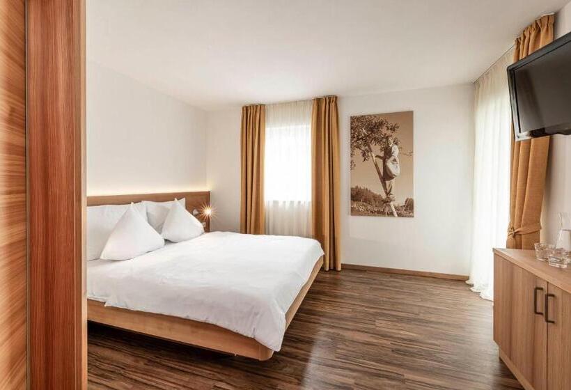 Апартаменты 2 Спальни с Балконом, Amelia Apartments